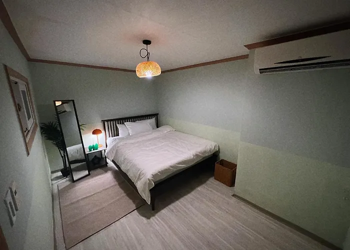 Jnineguesthouse Affittacamere 3*