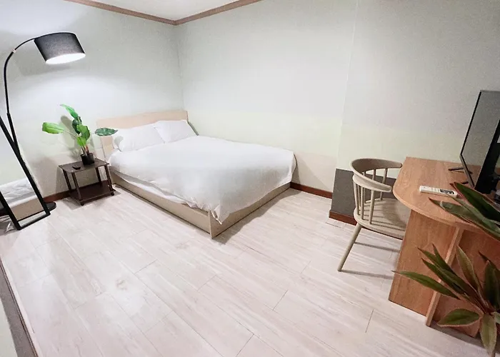 Jnineguesthouse Affittacamere