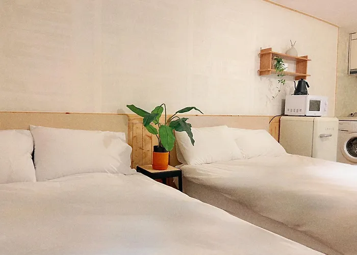 Jnineguesthouse 3*