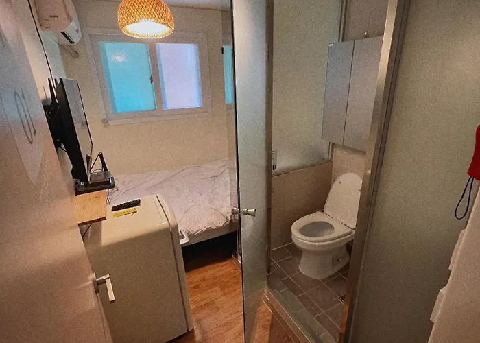 Affittacamere Jnineguesthouse 3*
