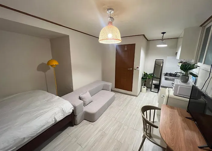 Affittacamere Jnineguesthouse