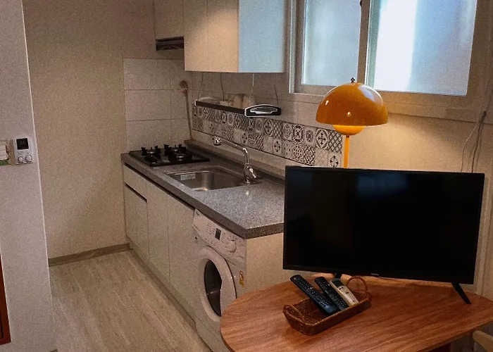 Jnineguesthouse Affittacamere 3*