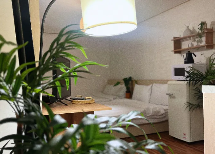 Jnineguesthouse 3*