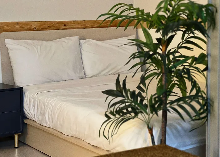 Jnineguesthouse